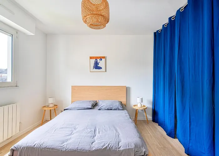 Le Mediterraneen T2 Avec Garage,ascenseur,balcon