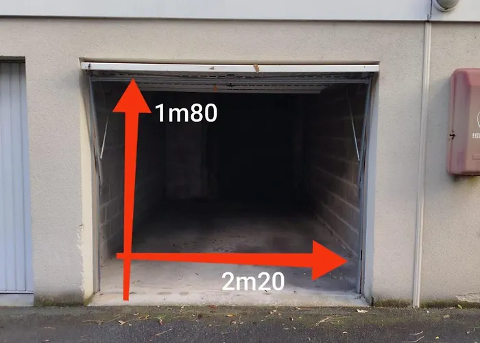 Le Mediterraneen T2 Avec Garage,ascenseur,balcon Lägenhet Angers